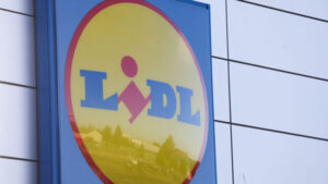 Lidl Manager was fired for purchasing baked goods at a discount